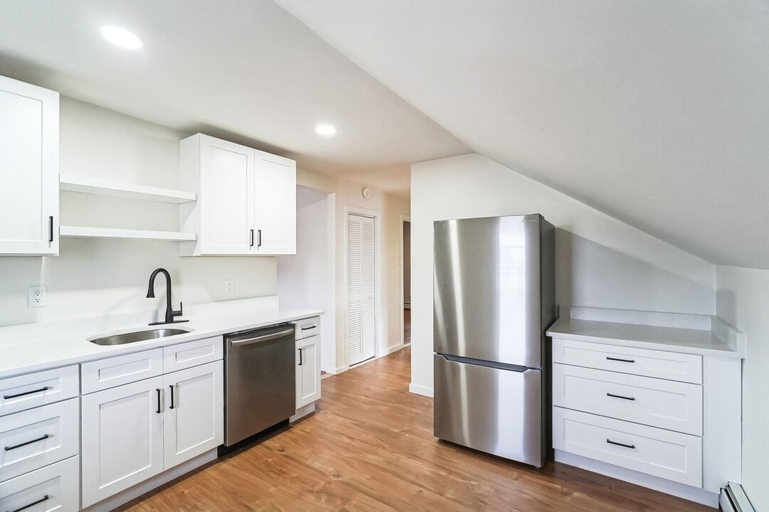 23 Slade St in Pawtucket, RI - Building Photo