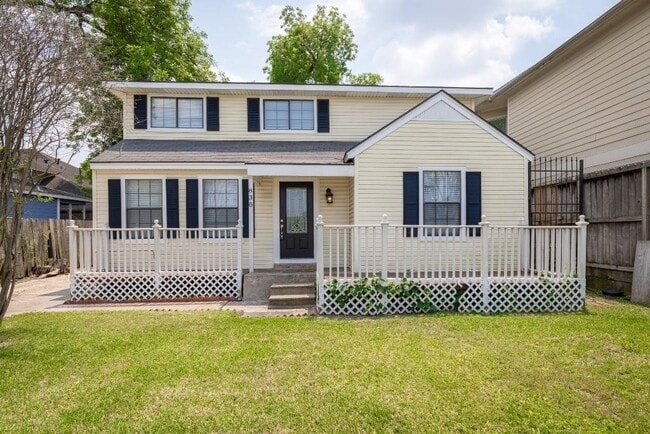 property at 838 E 29th St