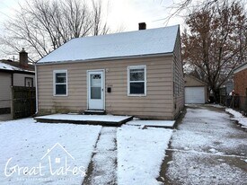 13140 Fisk Ave in Warren, MI - Building Photo