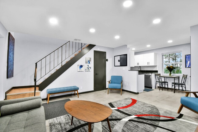 621 NE 28th St in Wilton Manors, FL - Building Photo - Building Photo