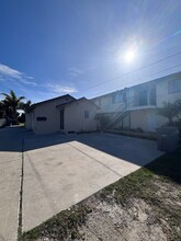 232-248 Wolff St in Oxnard, CA - Building Photo - Building Photo