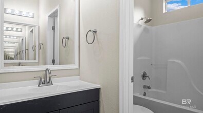 525 W Rose Ave in Foley, AL - Building Photo - Building Photo