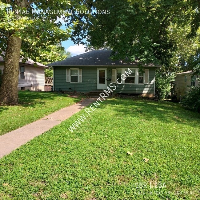 property at 114 SW Taylor St