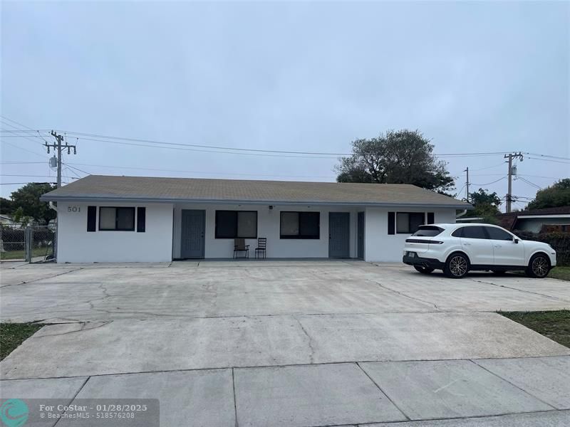 501 NE 37th St in Pompano Beach, FL - Building Photo