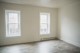 534 N Law St in Allentown, PA - Building Photo - Building Photo