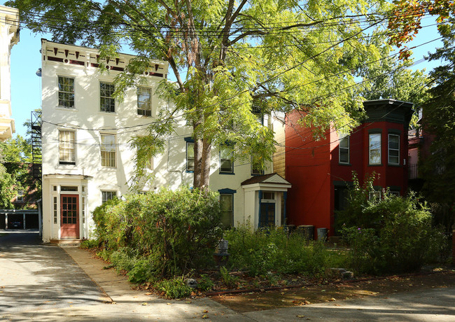 231 Union St in Schenectady, NY - Building Photo - Building Photo