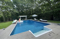 413 Hands Creek Rd in East Hampton, NY - Building Photo - Building Photo