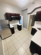 7152 S Emerald Ave in Chicago, IL - Building Photo - Building Photo