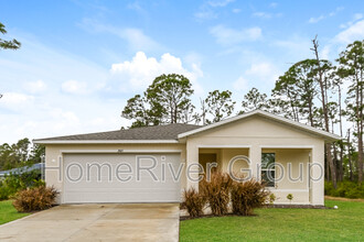 2465 Crockett St in Port Charlotte, FL - Building Photo - Building Photo