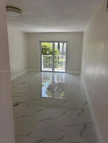 4298 NW S Tamiami Canal Dr in Miami, FL - Building Photo