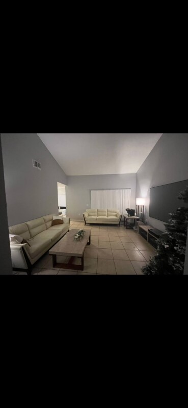 1370-1376 6 Iron Dr in Lakeland, FL - Building Photo - Building Photo