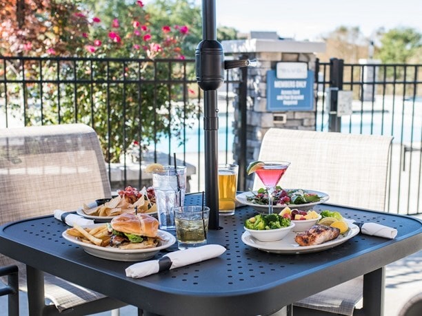 The BLVD at Hays in Lexington, KY - Foto de edificio