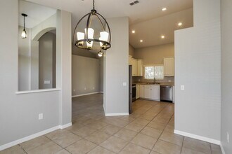 2695 High Ridge Dr in Lakeland, FL - Building Photo - Building Photo