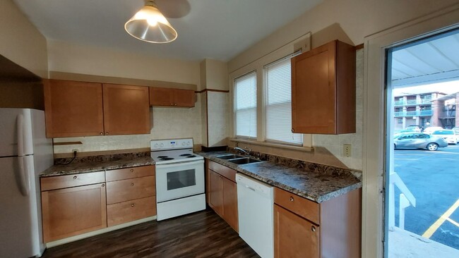 98 W 8th Ave in Columbus, OH - Building Photo - Building Photo