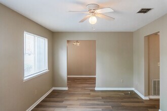 733 Pointe Ct in Tallahassee, FL - Building Photo - Building Photo