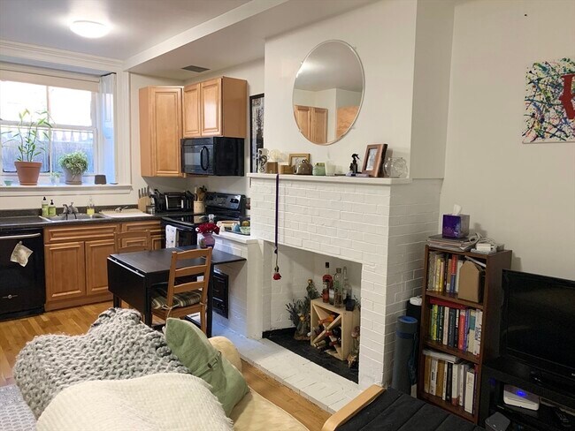 139 Beacon St in Boston, MA - Building Photo - Building Photo