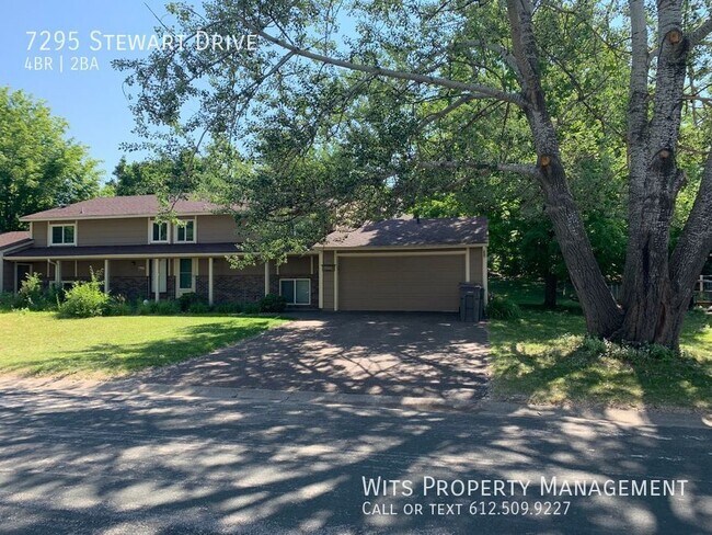 7295 Stewart Dr in Eden Prairie, MN - Building Photo - Building Photo