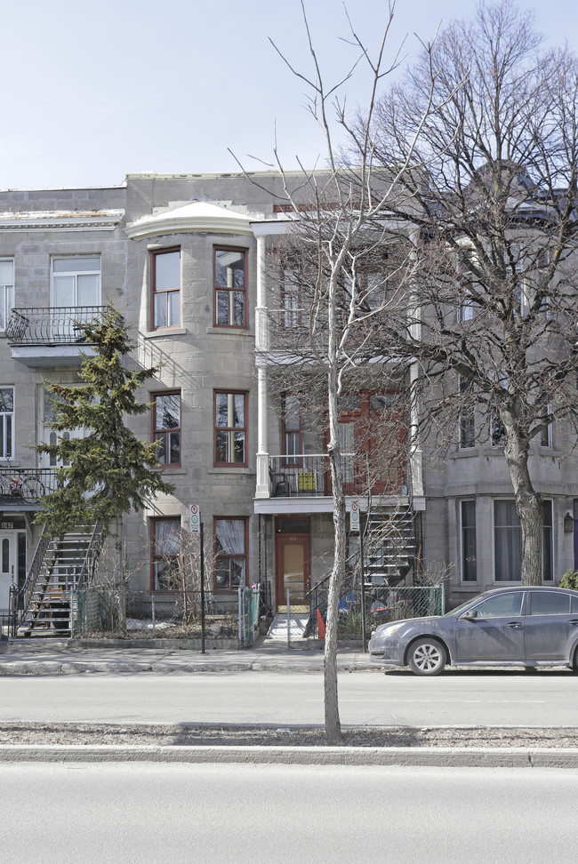 137-141 Saint-Joseph O in Montréal, QC - Building Photo - Primary Photo