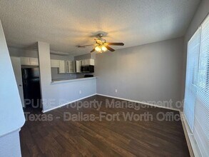 4004 W Pioneer Dr in Irving, TX - Foto de edificio - Building Photo