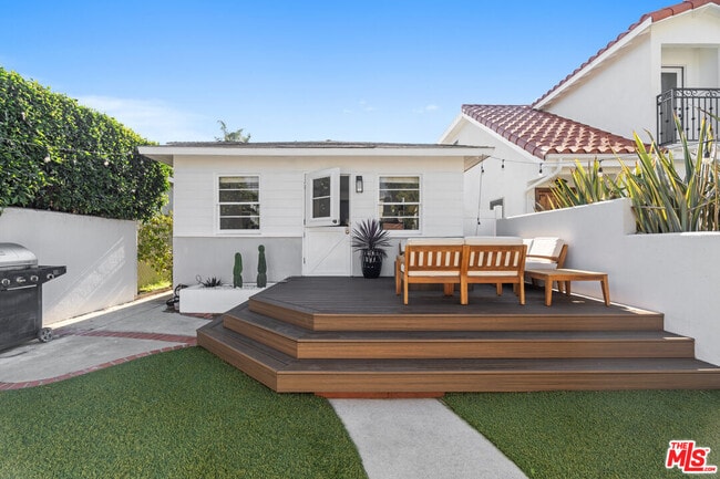 property at 668 Marr St