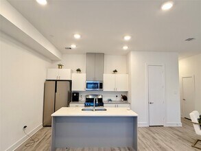 9609 Habitat St in Houston, TX - Building Photo - Building Photo