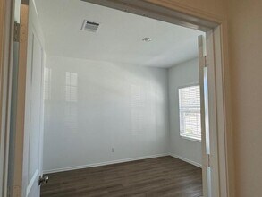 227 Milliner Lp in Hutto, TX - Building Photo - Building Photo