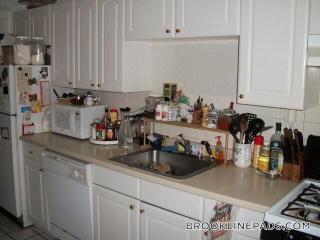 property at 169 Kent St