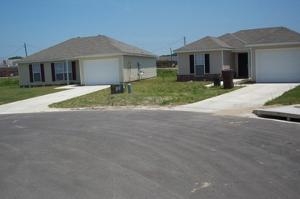 Candlewood Estates in Jeanerette, LA - Building Photo