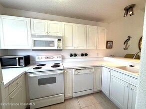 419 Ocean Park Ln in Cape Canaveral, FL - Building Photo - Building Photo