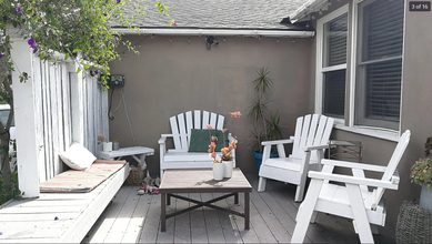 1024 1/2 Florida St, Unit 1024.5 in Huntington Beach, CA - Foto de edificio - Building Photo