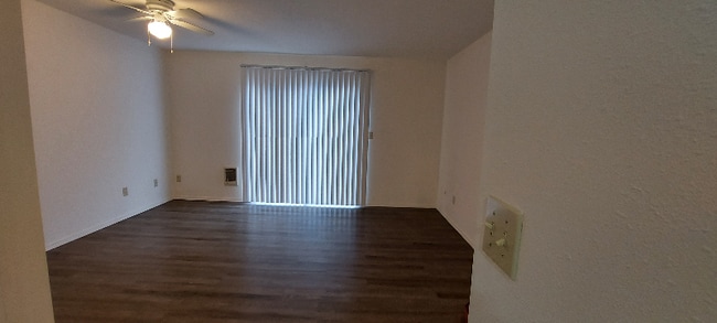 property at 2214 Maplewood Dr S