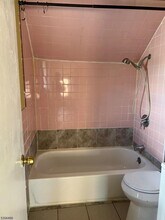 108 N Munn Ave in East Orange, NJ - Building Photo - Building Photo