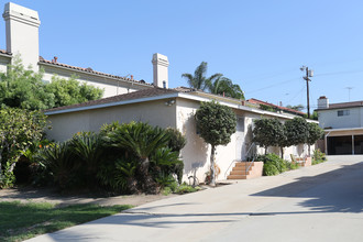 1928 Stoner Ave in Los Angeles, CA - Building Photo - Building Photo