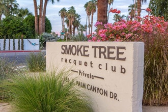 1655 E Palm Canyon Dr in Palm Springs, CA - Building Photo - Building Photo