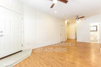 7774 Montgomery Ave in Melrose Park, PA - Building Photo - Building Photo