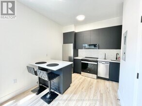 25 Grant St in Ottawa, ON - Building Photo - Building Photo