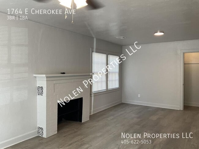 1764 E Cherokee Ave in Enid, OK - Foto de edificio - Building Photo