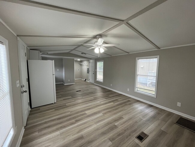 Colony Oaks Homes in Savannah, GA - Building Photo - Building Photo