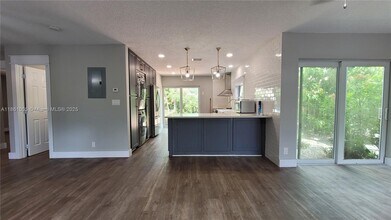 1309 NW 89th Dr in Coral Springs, FL - Building Photo - Building Photo