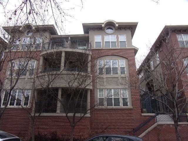 property at 1489 Steele St