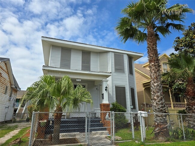 property at 916 Ball