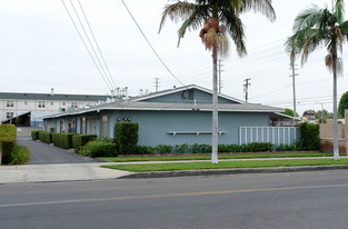 1722-1732 E Palmyra Ave Apartments