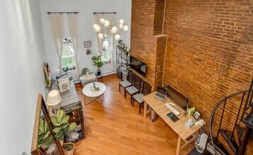 212 9th St in Jersey City, NJ - Building Photo - Building Photo