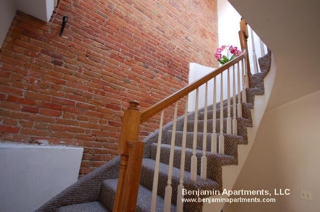 480 Massachusetts Ave, Unit 3 in Boston, MA - Building Photo - Building Photo