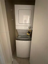 1239 NE 127th St in North Miami, FL - Building Photo - Building Photo