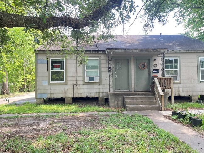 property at 2308 8th St