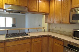 1948 Del Norte Dr in Bullhead City, AZ - Building Photo - Building Photo