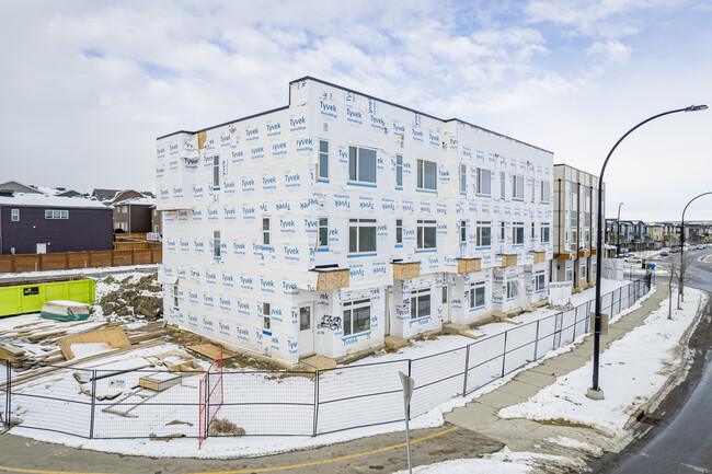 Sage Bluff Manor in Calgary, AB - Building Photo - Building Photo