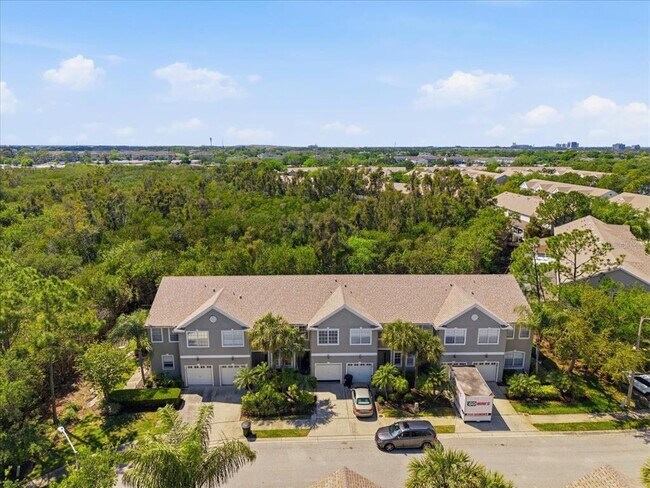 property at 752 Vallance Way NE