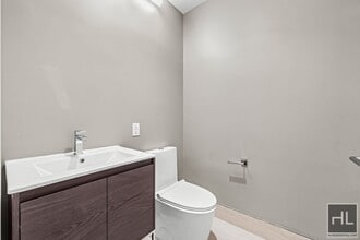 BRUCKNER BOULEVARD in Bronx, NY - Building Photo - Building Photo